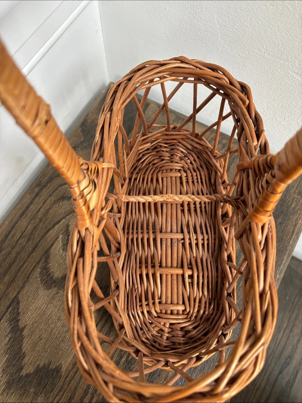 Wine carrier rattan basket, divided interior, handle, open weave, 15” tall